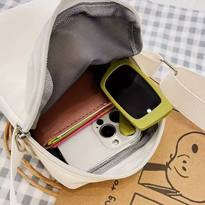 pochette telephone elegaShield blanc