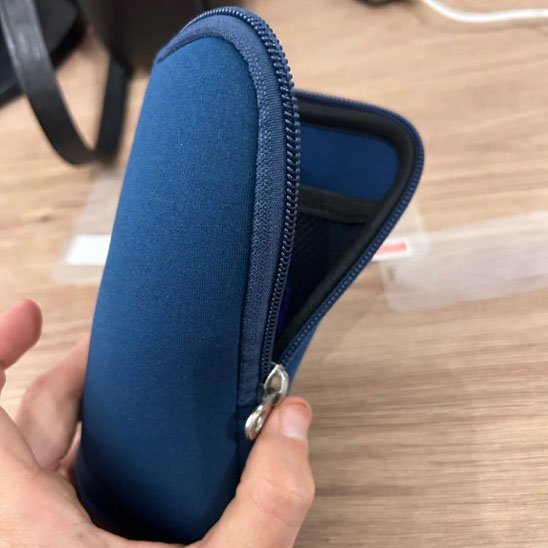 pochette telephone ProtectStyle bleu compacte fermeture eclaire